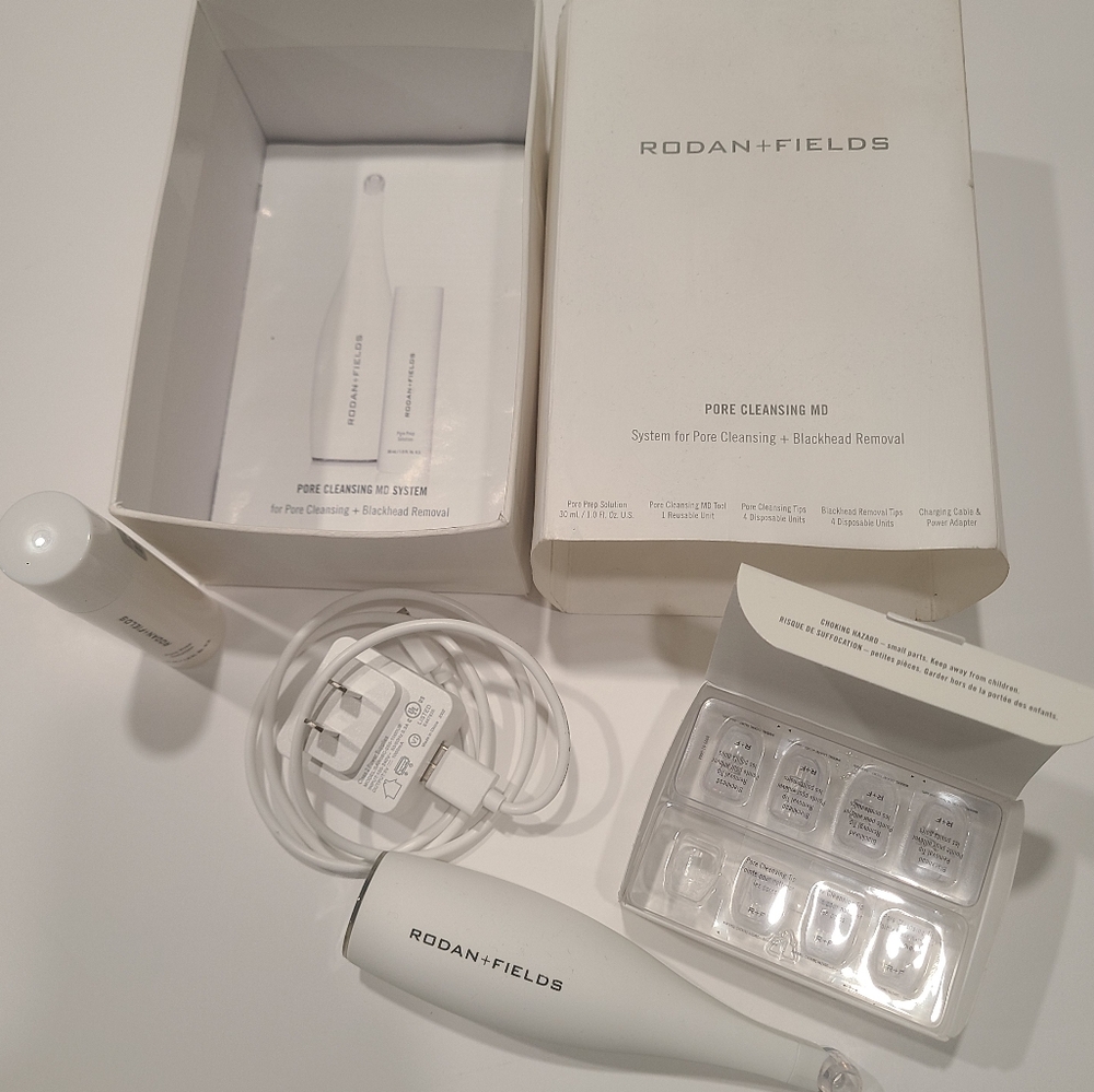 Rodan + Fields Pore Cleansing MD Tool System With Accessories Rodan And Fields